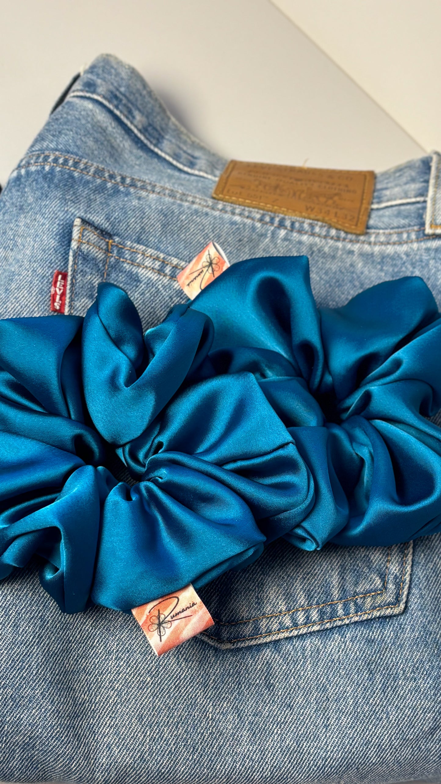 Scrunchie Saten L Petroleo